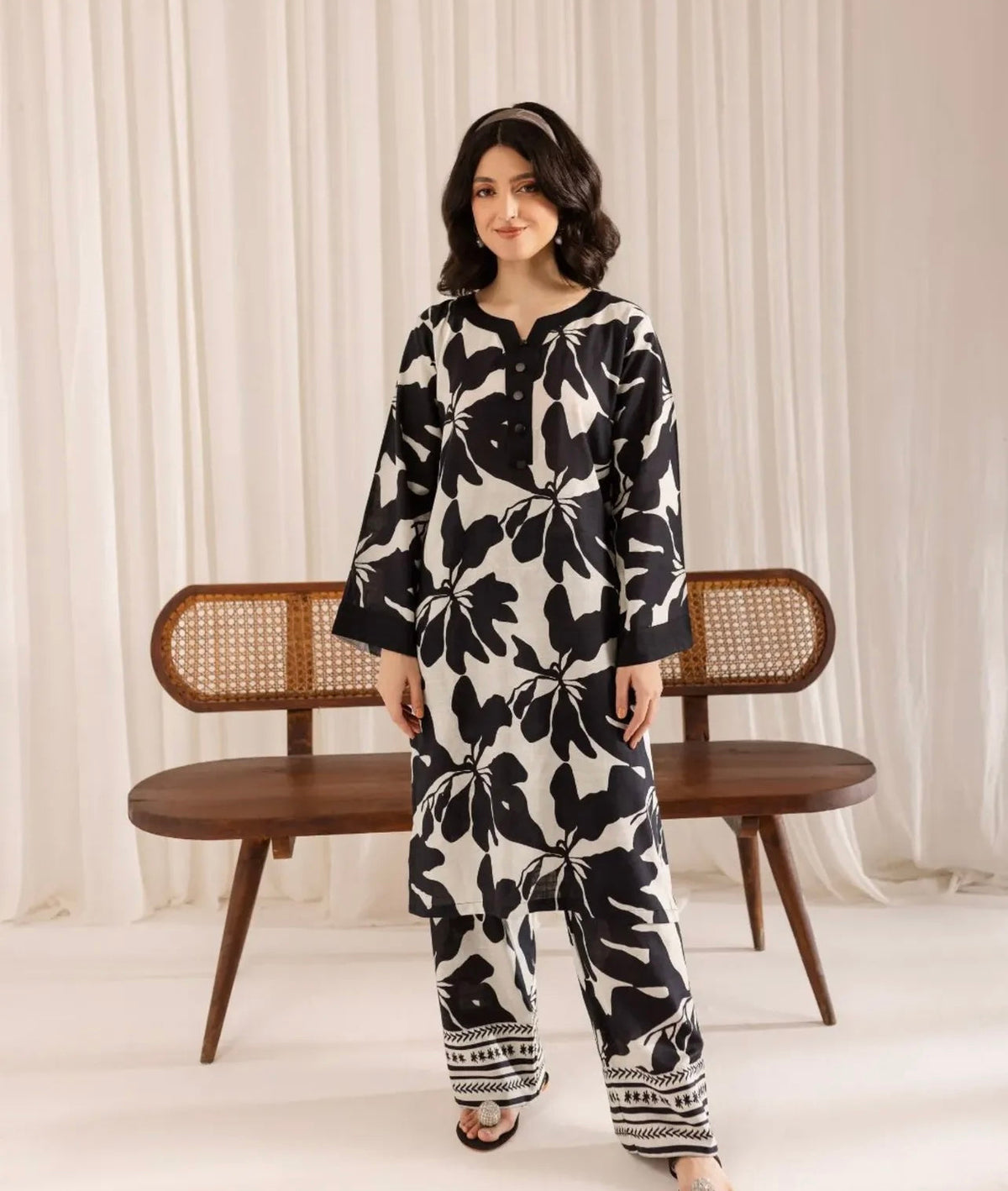 Black-Co-Ord Set-(2PC Stitched Set)