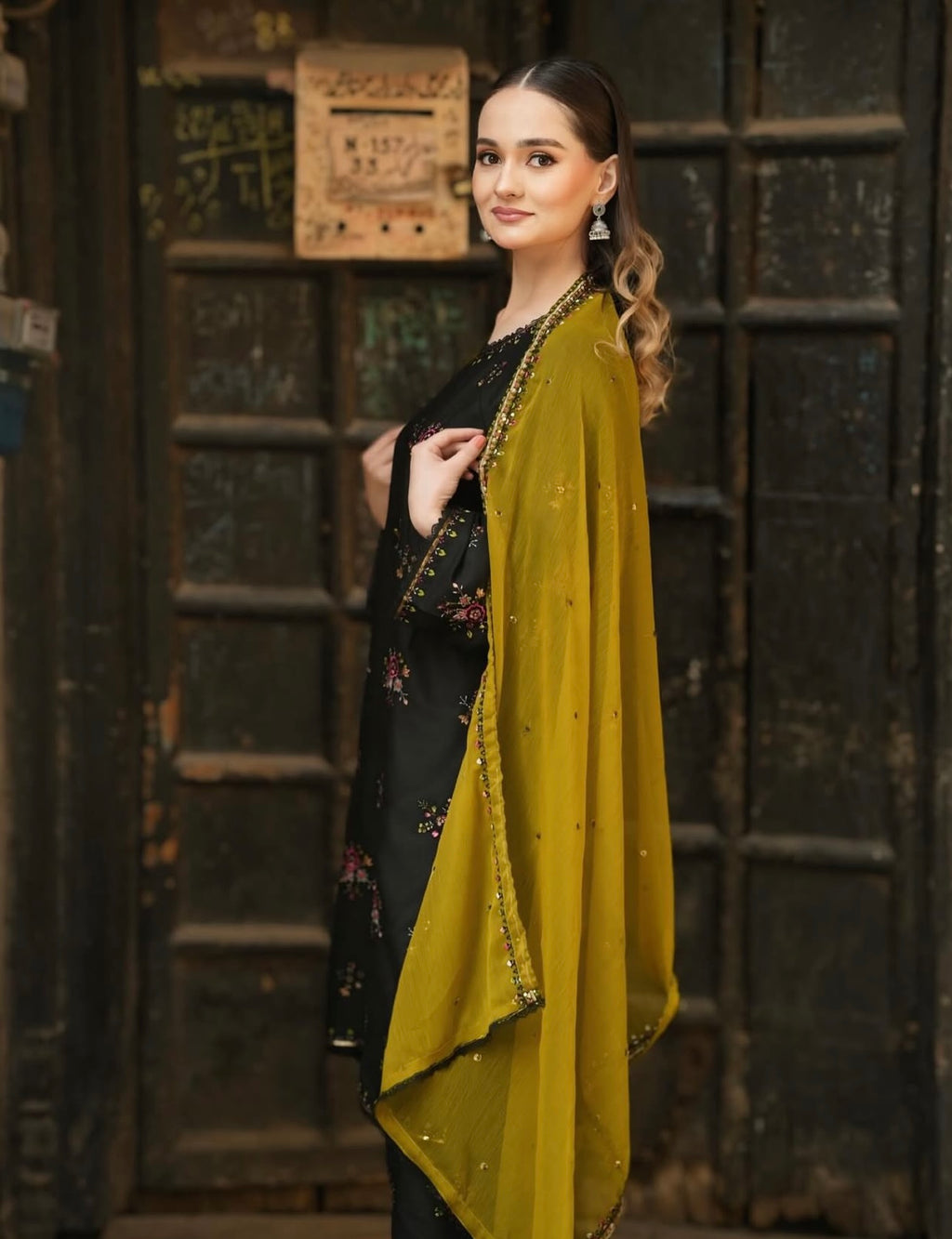 Allure Embroidered Stitched 3PC