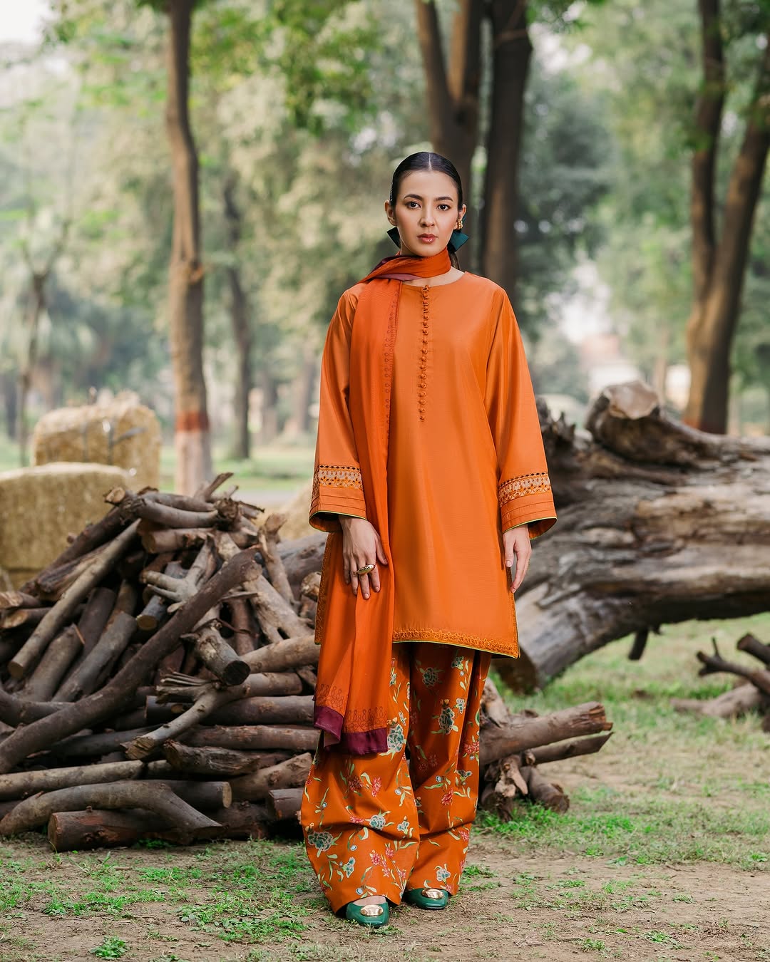 Jahaan Embroidered 3pc